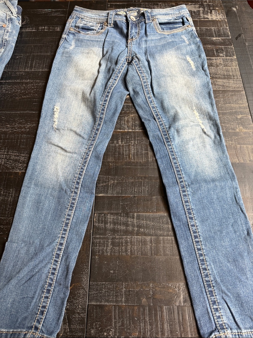 Seven7 Jeans